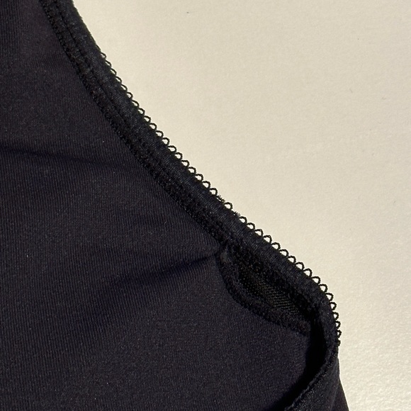 Fabletics Black Sports Bra - Picture 4 of 5